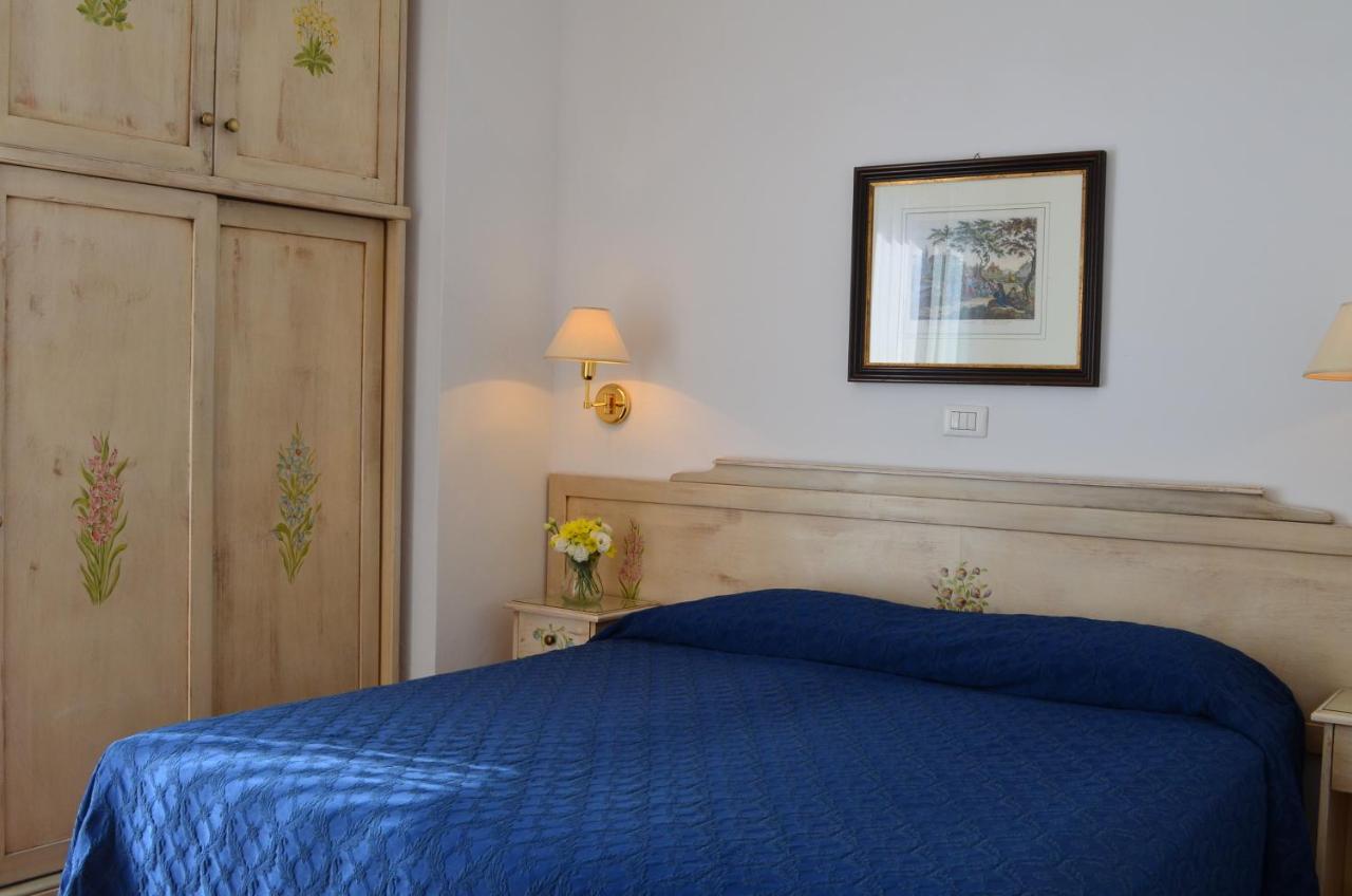 Marina dʼAndora Hotel I Due Gabbiani Citr 9006 מראה חיצוני תמונה